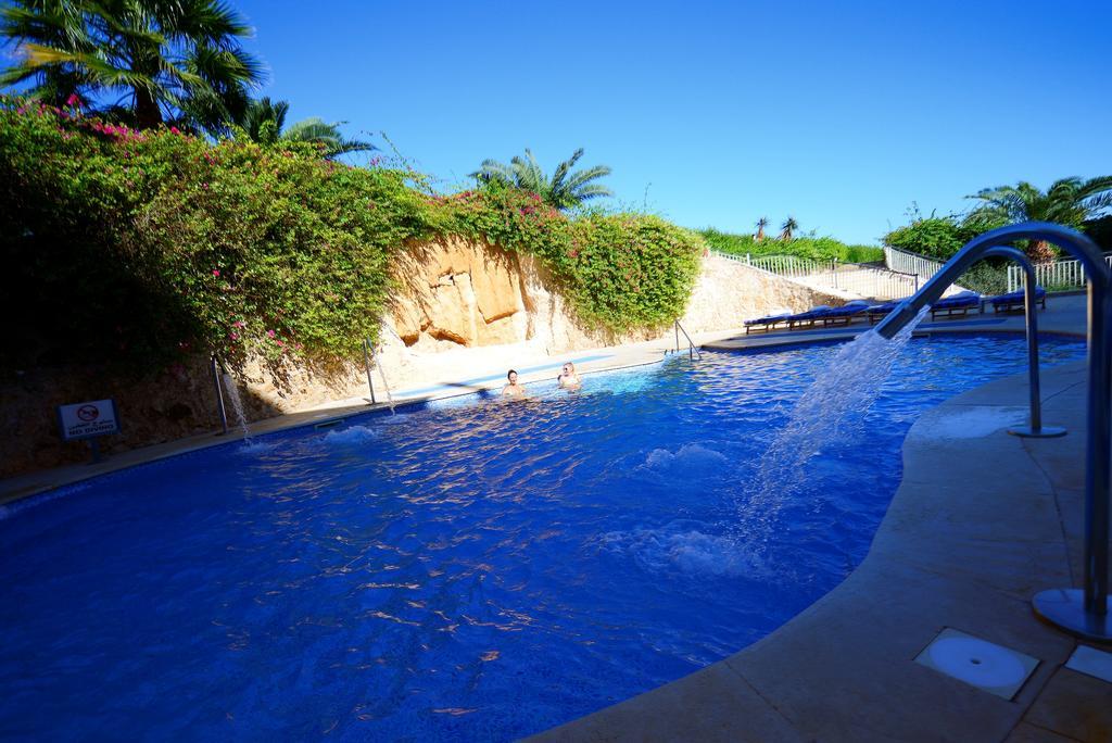 Stella Di Mare Beach Hotel & Spa Sharm El-Sheikh Exterior foto The swimming pool at the hotel