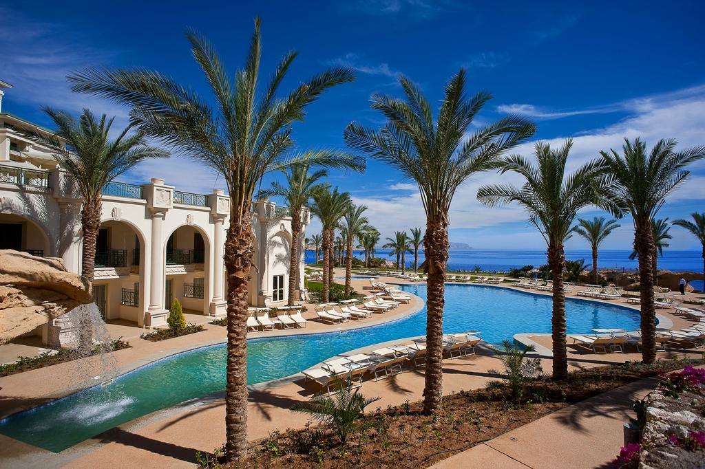 Stella Di Mare Beach Hotel & Spa Sharm El-Sheikh Exterior foto The pool at the Four Seasons Resort