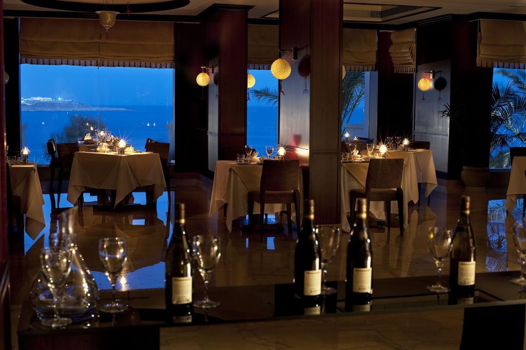 Stella Di Mare Beach Hotel & Spa Sharm El-Sheikh Exterior foto The restaurant at the hotel