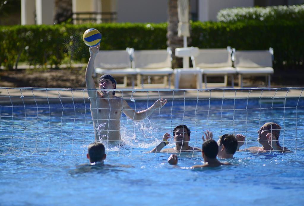 Stella Di Mare Beach Hotel & Spa Sharm El-Sheikh Exterior foto Water volleyball